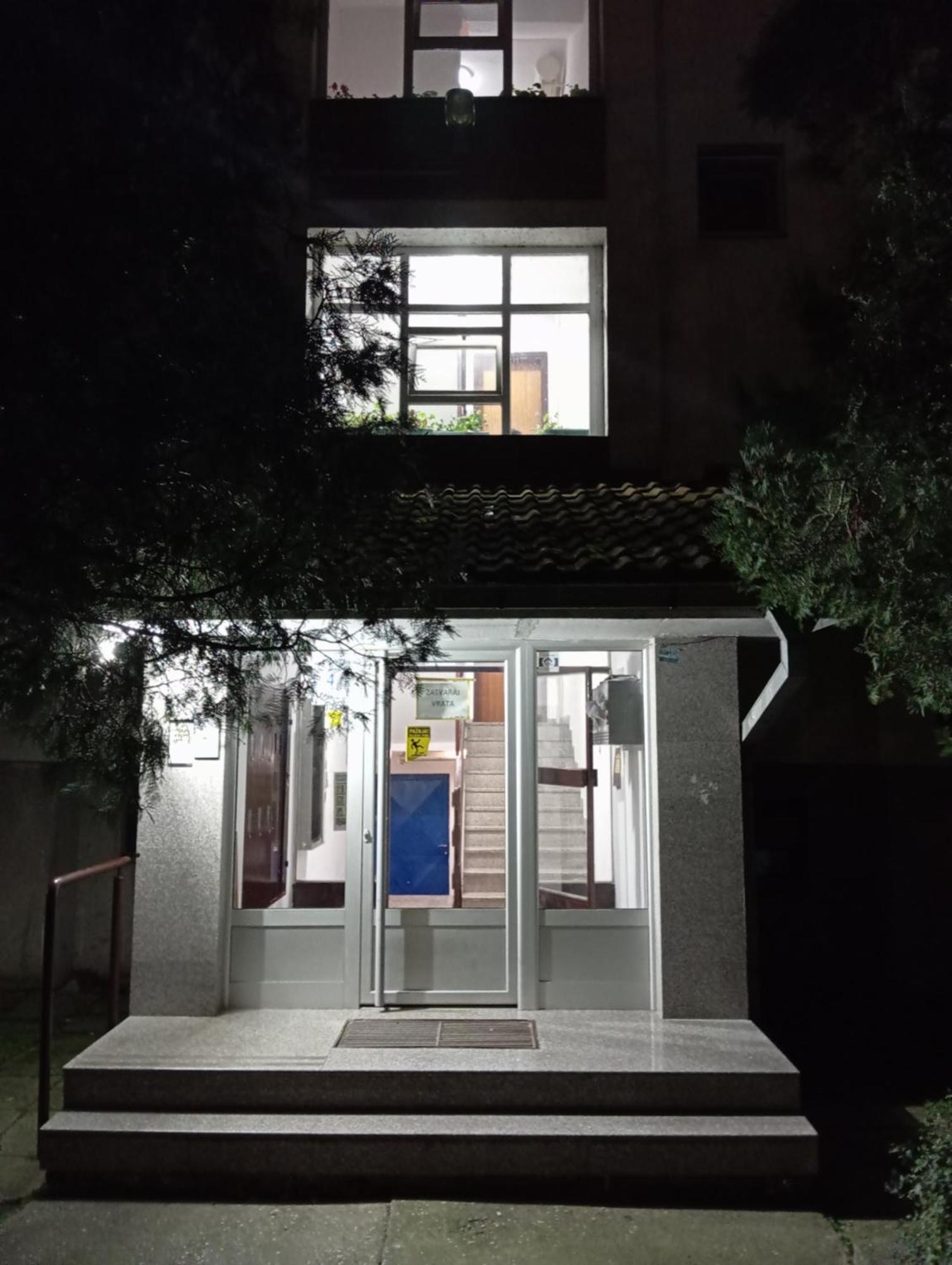 Apartman Dionis Sm Sremska Mitrovica Exterior photo
